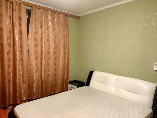 Продам двухкомнатную (2-комн.) квартиру, Королева пл, 23, Ростов-на-Дону г