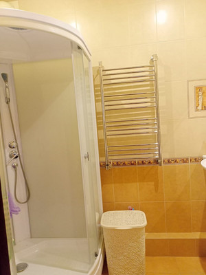Продам двухкомнатную (2-комн.) квартиру, Королева пл, 23, Ростов-на-Дону г