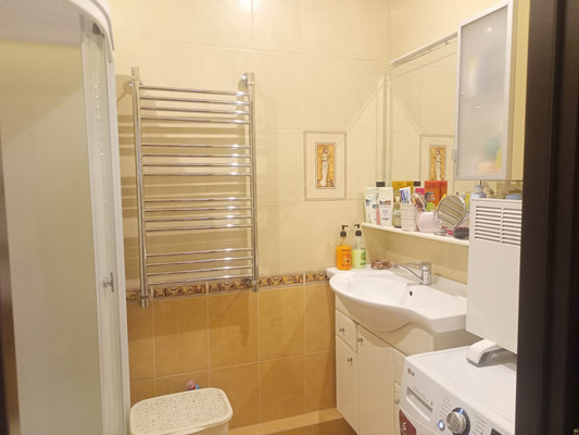 Продам двухкомнатную (2-комн.) квартиру, Королева пл, 23, Ростов-на-Дону г