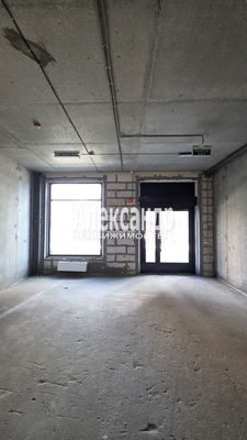 Сдам торговое помещение 120,4 м2, Голландская ул, 18к1, Янино-1 гп