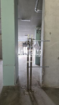 Сдам торговое помещение 120,4 м2, Голландская ул, 18к1, Янино-1 гп