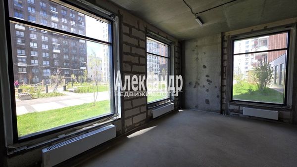 Сдам торговое помещение 120,4 м2, Голландская ул, 18к1, Янино-1 гп