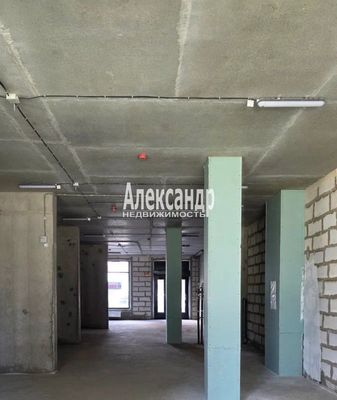 Сдам торговое помещение 120,4 м2, Голландская ул, 18к1, Янино-1 гп
