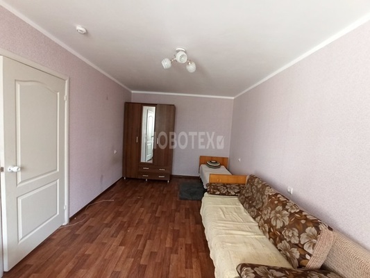 Сдам однокомнатную (1-комн.) квартиру, Надежды ул, 2, Крымск г