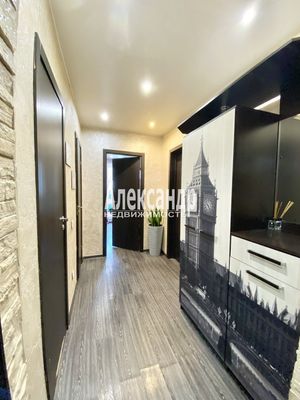 Продам однокомнатную (1-комн.) квартиру, Воронцовский б-р, 5к2, Бугры п