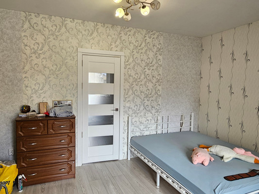 Продам трехкомнатную (3-комн.) квартиру, Парковая ул, 22, Костомукша г