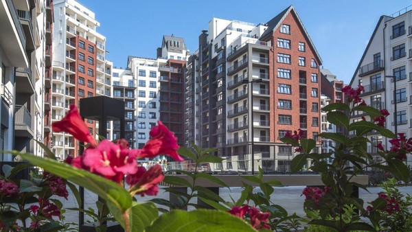 Продам трехкомнатную (3-комн.) квартиру, Молодой гвардии ул, 34, Калининград г