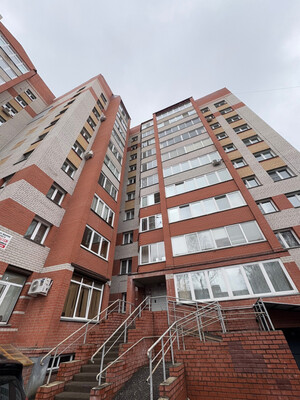 Продам двухкомнатную (2-комн.) квартиру, Карла Маркса ул, 42Б, Киров г