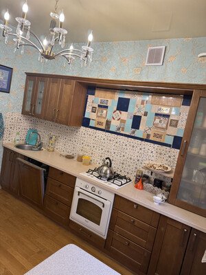 Продам трехкомнатную (3-комн.) квартиру, Герцена ул, 9, Киров г