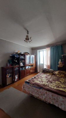Продам двухкомнатную (2-комн.) квартиру, Гагарина ул, 34, Симферополь г