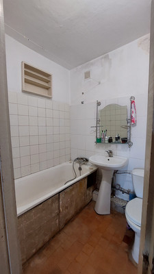 Продам двухкомнатную (2-комн.) квартиру, Гагарина ул, 34, Симферополь г