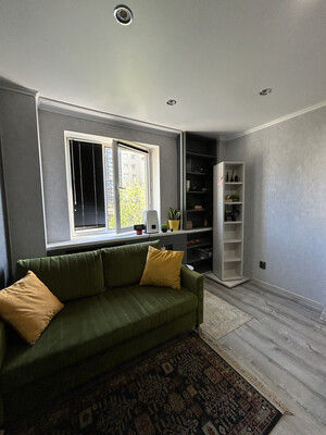 Продам трехкомнатную (3-комн.) квартиру, Московская ул, 83, Киров г