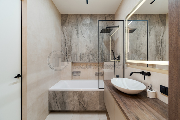 Продам трехкомнатную (3-комн.) квартиру, Лобачевского ул, 120к1, Москва г