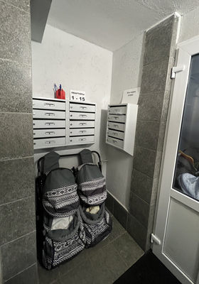 Продам трехкомнатную (3-комн.) квартиру, Володарского ул, 110в, Киров г