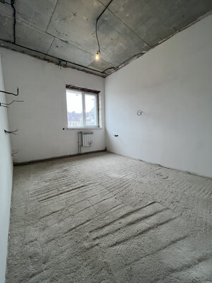Продам трехкомнатную (3-комн.) квартиру, Володарского ул, 110в, Киров г