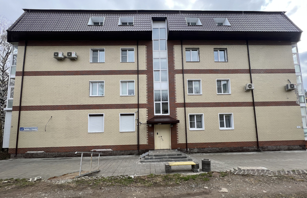 Продам трехкомнатную (3-комн.) квартиру, Володарского ул, 110в, Киров г