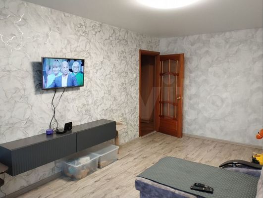 Продам двухкомнатную (2-комн.) квартиру, Черепанова ул, 2, Знаменский п