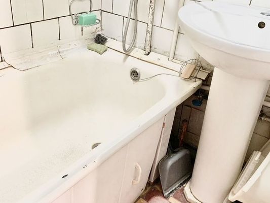 Продам трехкомнатную (3-комн.) квартиру, Гагарина пр-кт, 11, Йошкар-Ола г