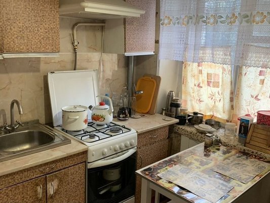 Продам трехкомнатную (3-комн.) квартиру, Гагарина пр-кт, 11, Йошкар-Ола г