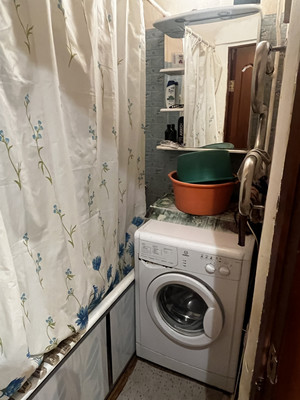 Продам двухкомнатную (2-комн.) квартиру, Остафьевская ул, 1, Москва г