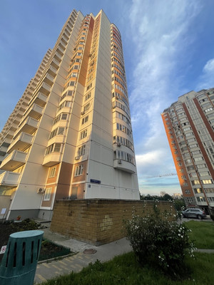 Продам двухкомнатную (2-комн.) квартиру, Большая Очаковская ул, 3, Москва г