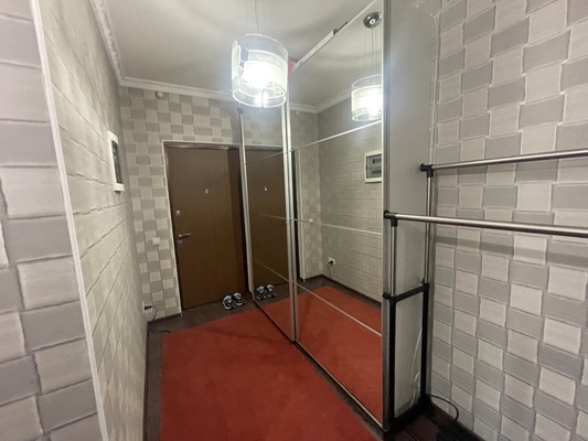 Продам двухкомнатную (2-комн.) квартиру, Большая Очаковская ул, 3, Москва г