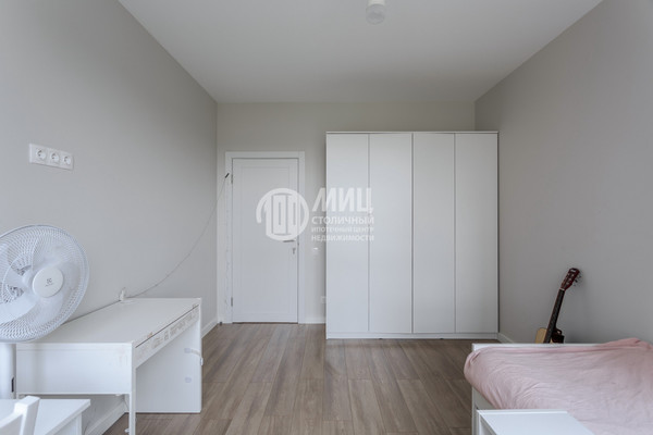 Продам трехкомнатную (3-комн.) квартиру, Бориса Пастернака ул, 4, Внуковское п