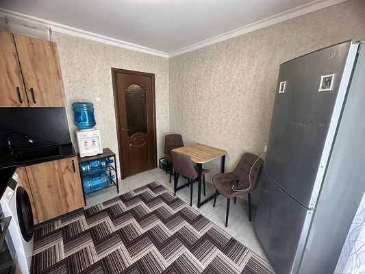 Продам двухкомнатную (2-комн.) квартиру, Виноградная ул, 93, Цибанобалка с