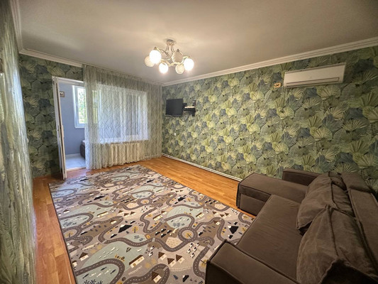 Продам двухкомнатную (2-комн.) квартиру, Виноградная ул, 93, Цибанобалка с