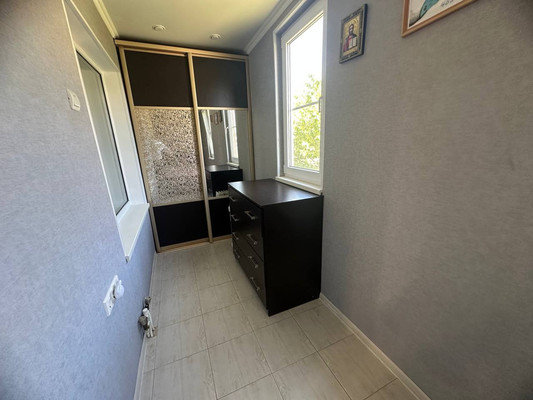 Продам двухкомнатную (2-комн.) квартиру, Виноградная ул, 93, Цибанобалка с