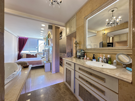 Продам двухкомнатную (2-комн.) квартиру, Шаболовка ул, 10к1, Москва г