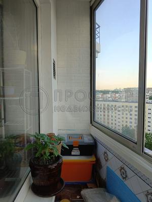 Продам двухкомнатную (2-комн.) квартиру, Бирюлёвская ул, 1к2, Москва г