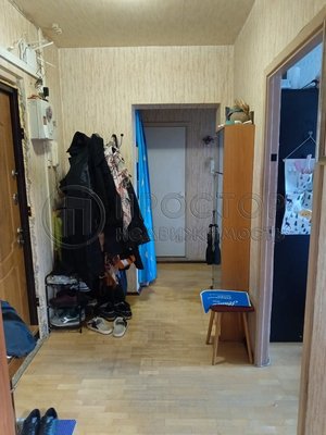 Продам двухкомнатную (2-комн.) квартиру, Бирюлёвская ул, 1к2, Москва г
