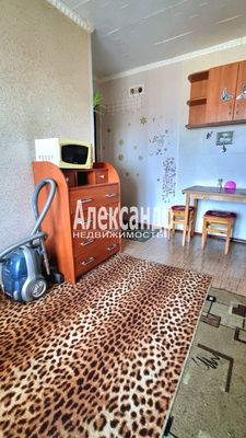 Продам комнату в 6-комн. квартире, Гагарина ул, 12, Приозерск г