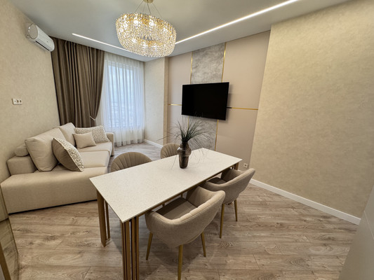 Продам трехкомнатную (3-комн.) квартиру, Чистопольская ул, 88, Казань г