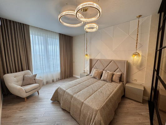 Продам трехкомнатную (3-комн.) квартиру, Чистопольская ул, 88, Казань г