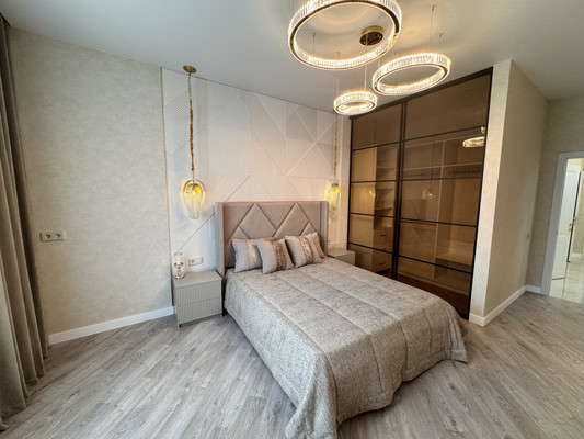 Продам трехкомнатную (3-комн.) квартиру, Чистопольская ул, 88, Казань г