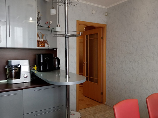 Продам трехкомнатную (3-комн.) квартиру, Красноармейская ул, 298/81, Ростов-на-Дону г