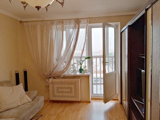 Продам трехкомнатную (3-комн.) квартиру, Красноармейская ул, 298/81, Ростов-на-Дону г