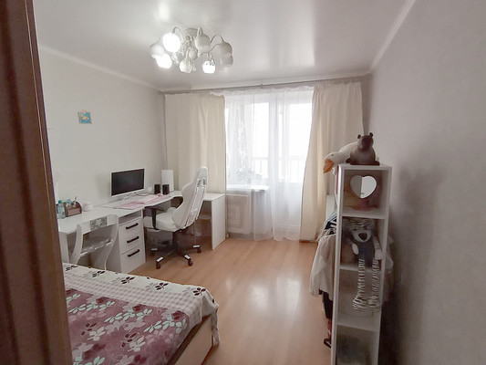 Продам трехкомнатную (3-комн.) квартиру, Красноармейская ул, 298/81, Ростов-на-Дону г