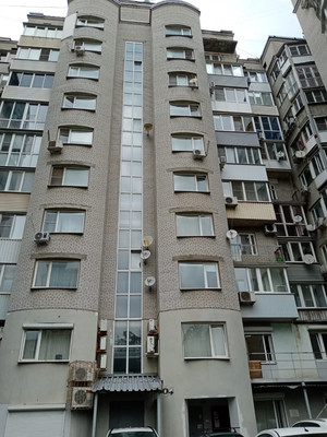 Продам трехкомнатную (3-комн.) квартиру, Красноармейская ул, 298/81, Ростов-на-Дону г