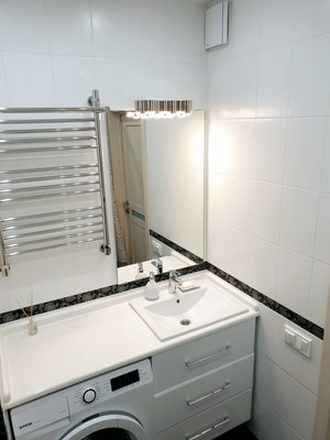 Продам двухкомнатную (2-комн.) квартиру, Северный (Купелинка мкр) кв-л, 5, Сапроново д