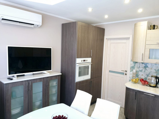 Продам двухкомнатную (2-комн.) квартиру, Северный (Купелинка мкр) кв-л, 5, Сапроново д