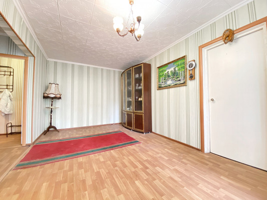 Продам двухкомнатную (2-комн.) квартиру, Звездная ул, 5, Якшино д