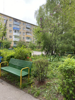 Продам двухкомнатную (2-комн.) квартиру, Звездная ул, 5, Якшино д