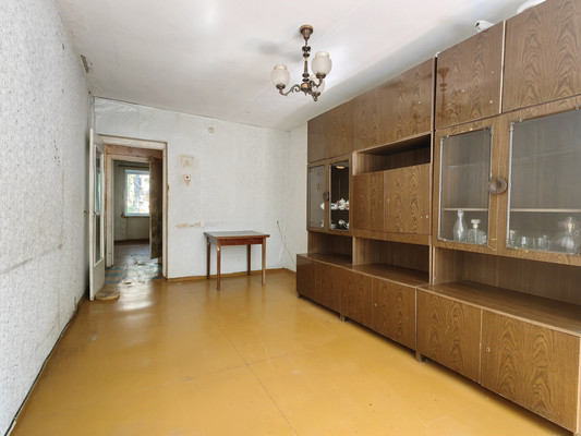 Продам двухкомнатную (2-комн.) квартиру, Ленина ул, 18, Большевик п