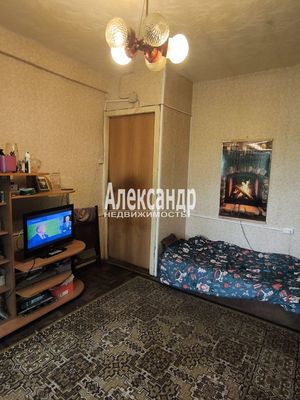 Продам трехкомнатную (3-комн.) квартиру, Бабушкина ул, 97к2, Санкт-Петербург г