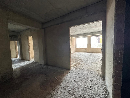 Продам трехкомнатную (3-комн.) квартиру, Амет-хана Султана пр-кт, 37ка, Махачкала г