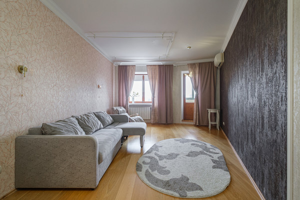 Продам двухкомнатную (2-комн.) квартиру, Фермское ш, 32А, Санкт-Петербург г