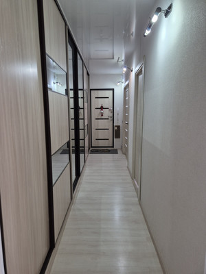 Продам трехкомнатную (3-комн.) квартиру, Комсомольская ул, 310, Южно-Сахалинск г